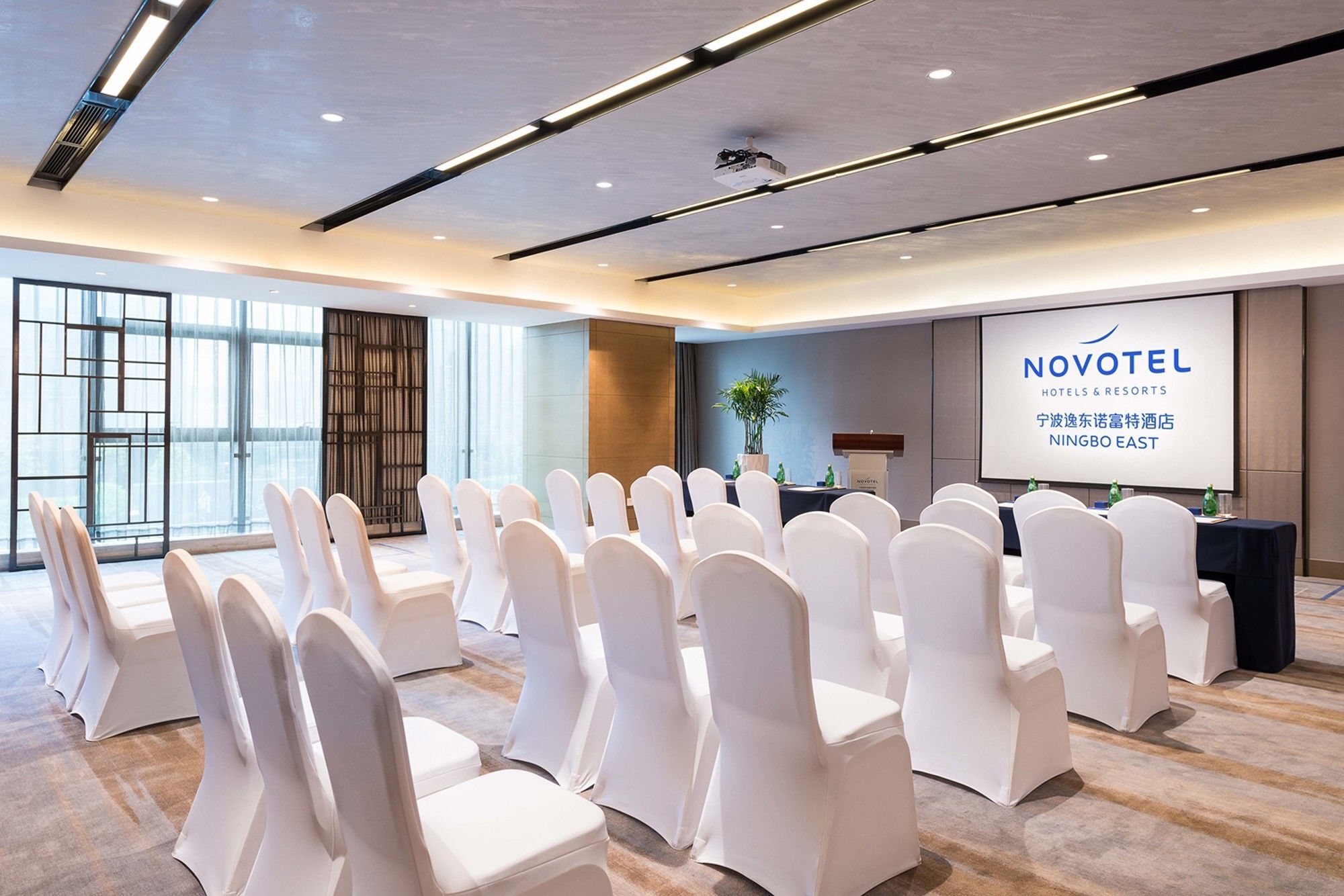 Novotel Ningbo East Zewnętrze zdjęcie